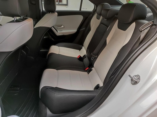 Imagen 12 de 15 de Mercedes Benz A200 Sport 2020