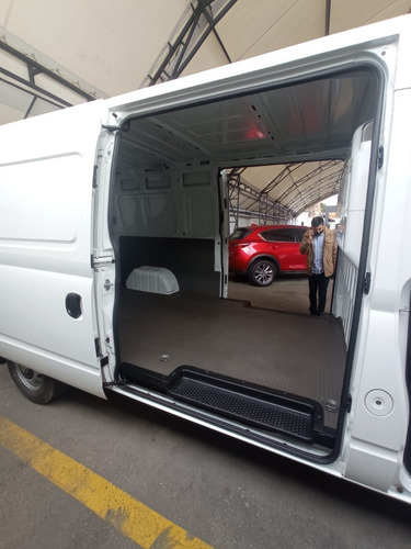 Imagen 3 de 11 de Maxus V80 Panel Van Carga Diesel 2.5l