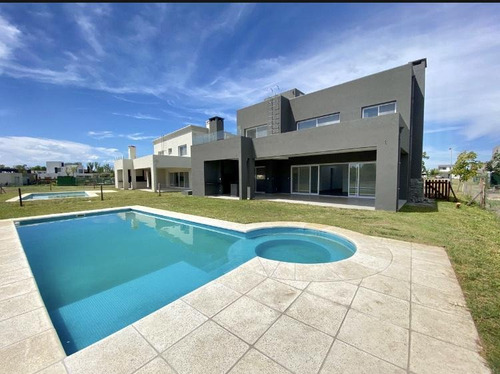 Imagen 7 de 8 de Oportunidad De Terreno A La Venta!! Puertos Del Lago - Ceibos