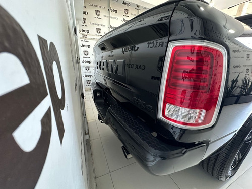 RAM 1500 5.7 Laramie Atx V8