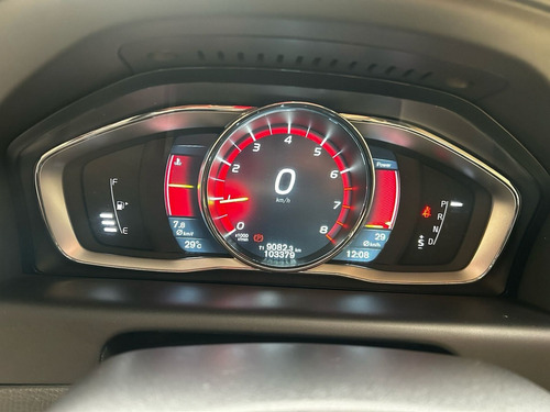 Volvo XC60 2.0 T5 DYNAMIC FWD TURBO GASOLINA 4P AUTOMÁTICO