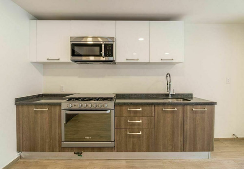 Imagen 2 de 17 de Departamento En Venta En Eucalipto 7, Col Santa María La Rib