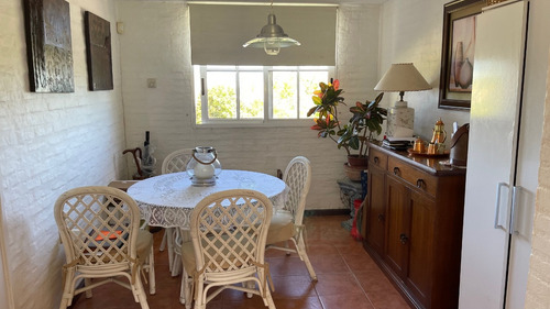 Clasica Casa En El Barrio Privado Carmel