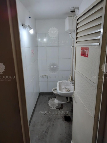 Local En Alquiler En Ciudadela, Tres De Febrero, G.b.a. Zona Oeste