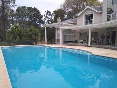 Imagen 28 de 30 de Venta - Casa En Saint Thomas Norte - Canning
