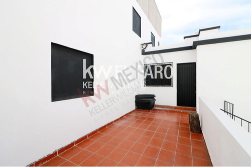 Casa De Los Cisnes En Venta En Aquiles Serdán A Una Cuadra De La Playa.