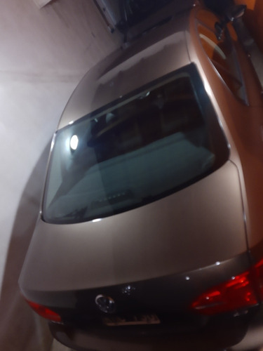 Volkswagen Vento 2.5 Luxury 170cv Tiptronic 2011