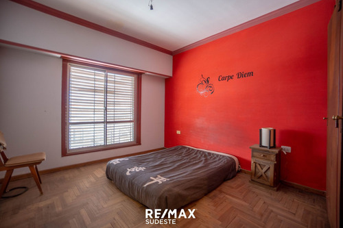 Imagen 5 de 20 de Venta Casa Mas Local Sobre Gran Lote Brcikman 1300