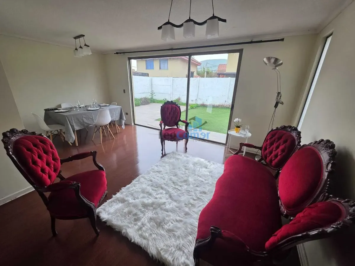 Imagen 2 de 29 de Casa 3 Dormitorios + 3 Baños + Amplia Sala De Estar Con Bod