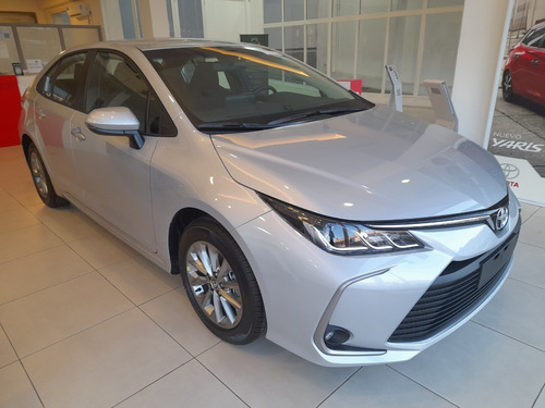 Imagen 2 de 15 de Toyota Corolla Xli 2.0 Mt My 22 Gi