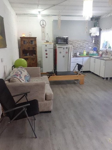 Imagen 8 de 29 de Casa 5 Ambientes Con Patio Y Pileta. Cochera.