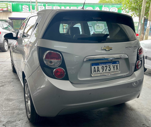 Imagen 12 de 23 de Chevrolet Sonic 2017 1.6 Ltz At Mx 5 P