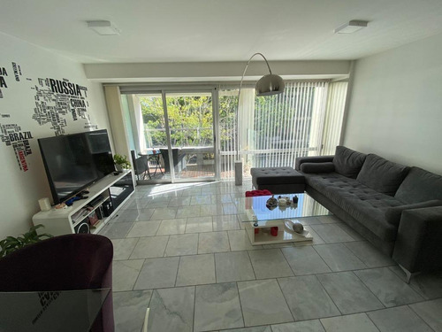 Departamento En Venta - 3 Dormitorios 2 Baños - Cochera - 100mts2 - Mar Del Plata
