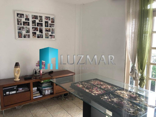 Imagem 4 de 15 de Casa Com Três Dormitórios Ao Lado Do Metrô Campo Limpo Aceita Permuta Apto - 256ll