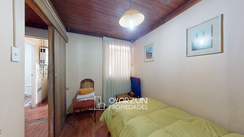 Casa En Venta De 4 Dormitorios Con Gran Terreno De 520 Mts2.