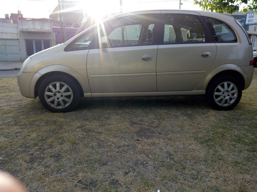 Chevrolet Meriva 1.8 Gls 2012