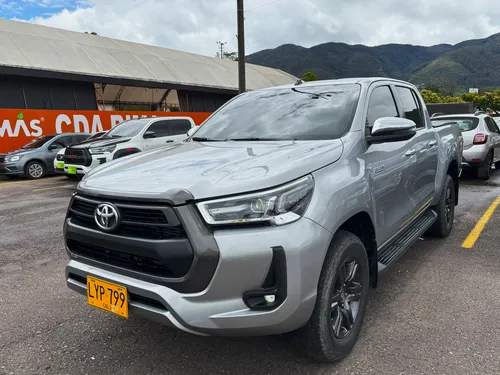 Toyota Hilux 2.4 Diésel 4X4