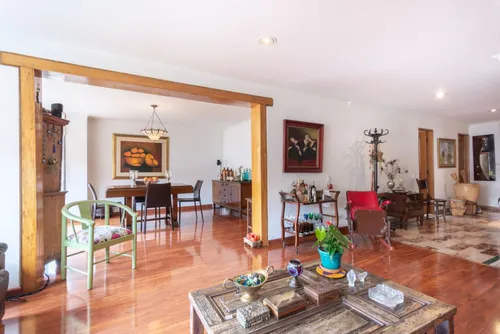 Apartamento En Venta En El Chicó. Cod V3997