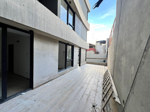 Departamento Piso En Venta En Flores, Capital Federal, Buenos Aires