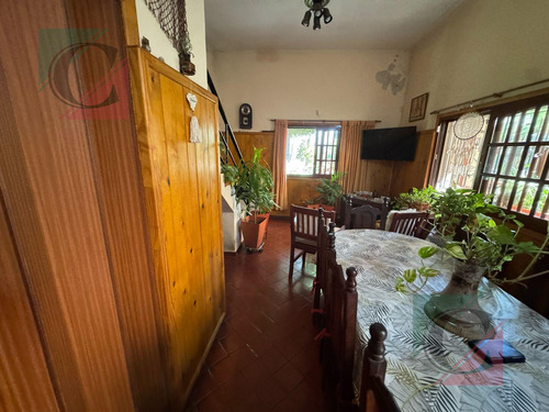 Casa En 3 Ambientes Con Cochera Y Galpon