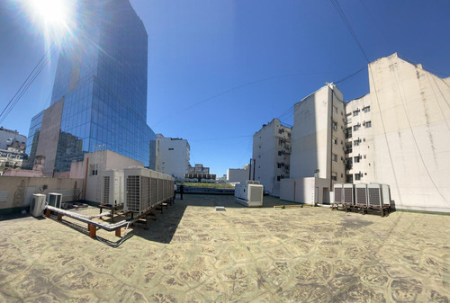 Edificio Comercial En Microcentro Venta Primer Piso
