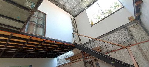 Casa Bodega , Hotel, Comercial (64670)