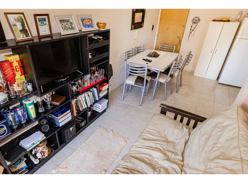 Imagen 10 de 15 de 1 Dormitorio · Balcón · Pte. Roca 1400