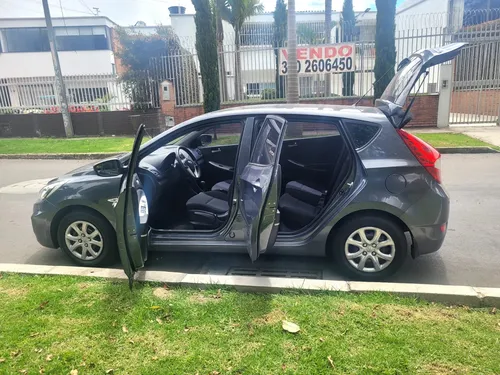 Hyundai Accent 1.6 Gl At 2012