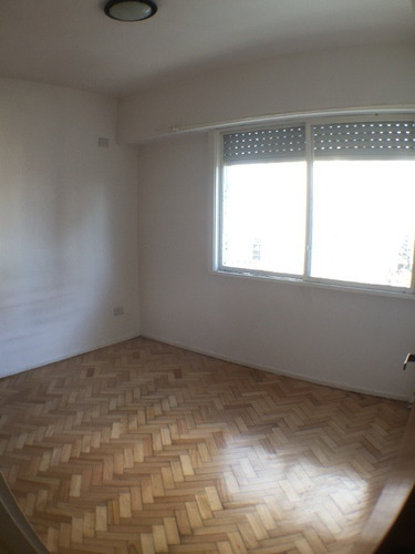 Imagen 7 de 14 de Departamento 2 Ambientes Frente Balcón Venta Almagro
