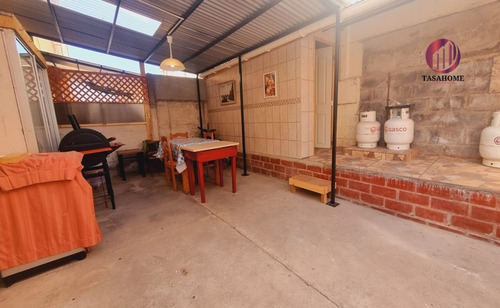 Venta De Casa 4 Habitaciones, 2 Baños En Quilpue