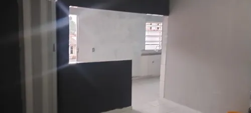 Casa 1 Quarto, Sala, Cozinha, Lavanderia E Banheiro.