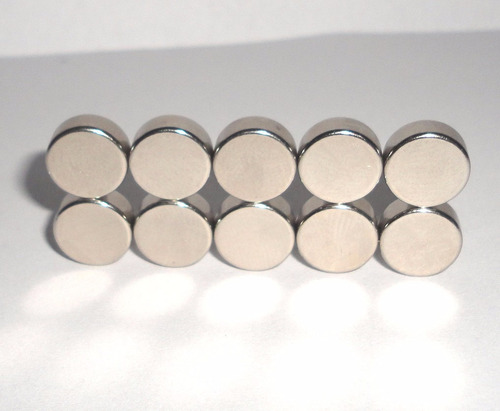 Imagem 5 de 7 de Ima De Neodímio / Super Forte / 10mm X 4mm * 100 Peças*