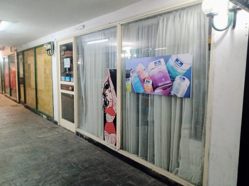 Imagen 3 de 6 de Venta Local Hurlingham
