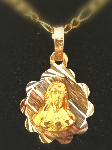 Medalla De Oro Macizo De 14k Sagrado Corazon 3 Oros  11
