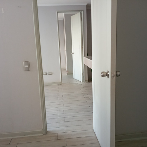 2d 2b En Suite. Con Estacionamiento Y Bodega. A Pasos Metro.
