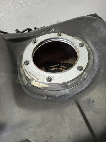 Tanque De Gasolina Renault Duster 2.0 2010-2017 (Usado)
