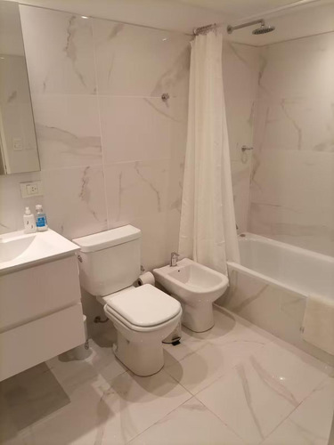 Departamento En Alquiler - 1 Baño - Recoleta