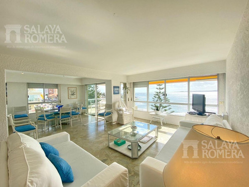Imagen 1 de 16 de Venta Apartamento  Edificio Malecon - 3d   Servicio - Playa Mansa Ref:4204000