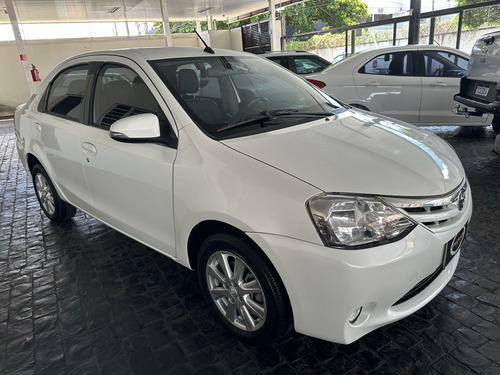 Toyota Etios 1.5 XLS SEDAN 16V FLEX 4P AUTOMÁTICO