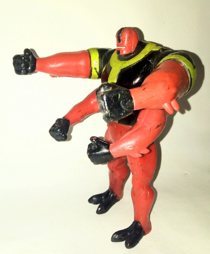 Figura Bootleg Mexa De Ben 10 Cuatro Brazos Camiseta Negra (Usado)