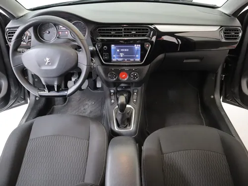 Peugeot 301 ALLURE 1.6 MT 4P