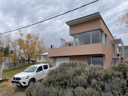 Casa En Barrio Hidronor Mari Menuco