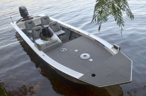 Apolus 600 S Grand Fish Tracker Freestyle (piso Levedeck)