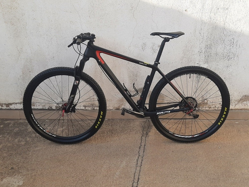 Imagen 1 de 25 de Bici Carbono Full