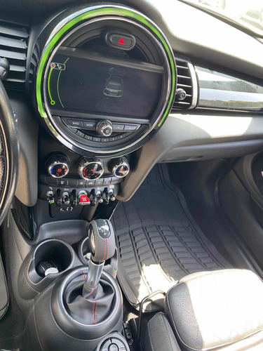 Imagen 7 de 12 de Mini Cooper S 2018 2.0 Hot Chili 5 Puertas At