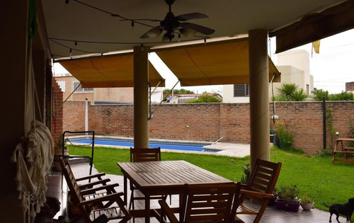 Imagen 21 de 26 de Amplio Chalet De 5 Ambientes En Villa Carlos Paz Vende O Permuta Por Propiedad En Pinamar, Buenos Aires O Carilo.