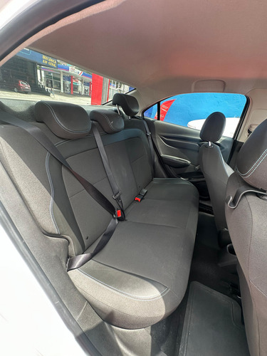 Chevrolet Onix plus Black Editions 1.0 8v FLEX