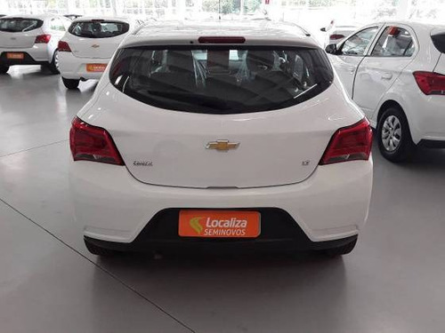 Imagem 2 de 9 de Chevrolet Onix 1.0 Mpfi Lt 8v Flex 4p Manual