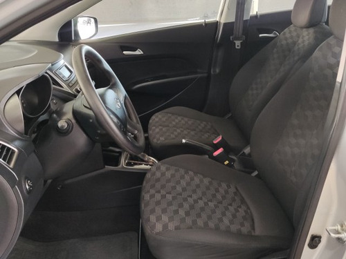 Hyundai HB20 HB20 1.6 COMFORT PLUS 16V FLEX 4P AUTOMÁTICO