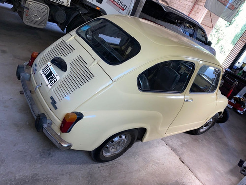 Imagen 3 de 10 de Fiat 600